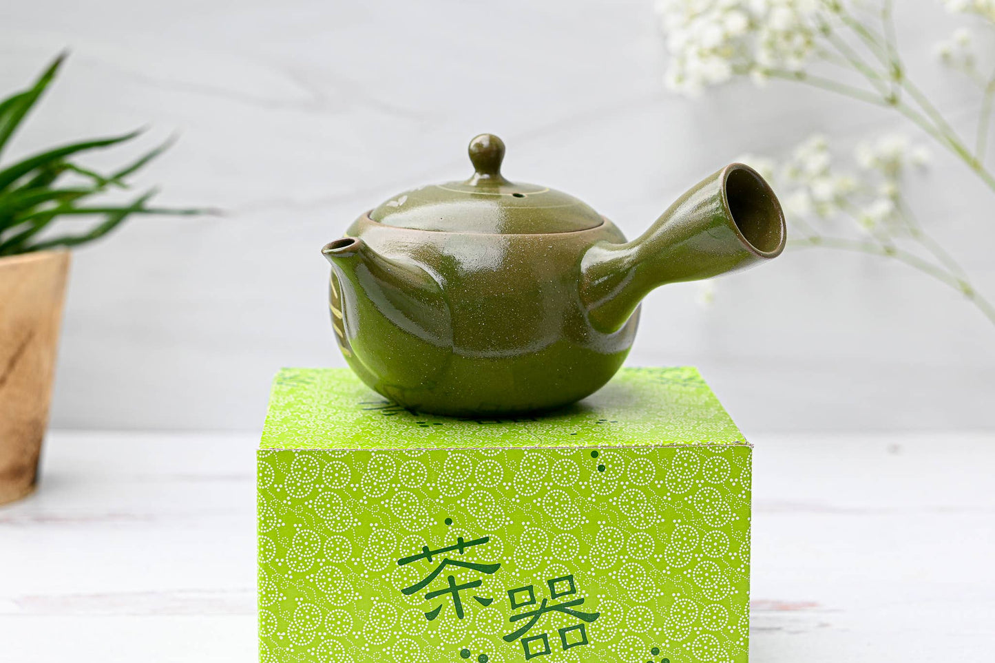 Swirled Flower Teapot